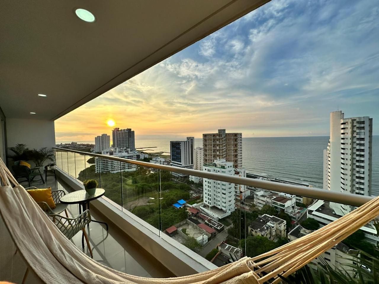 Espectacular Vista Al Mar Apartamento *