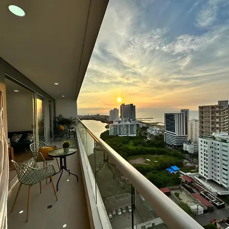 Espectacular Apartamento Vista Al Mar
