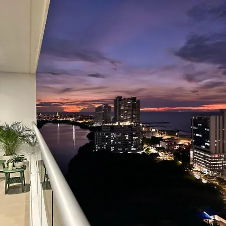 Espectacular Apartamento Vista Al Mar